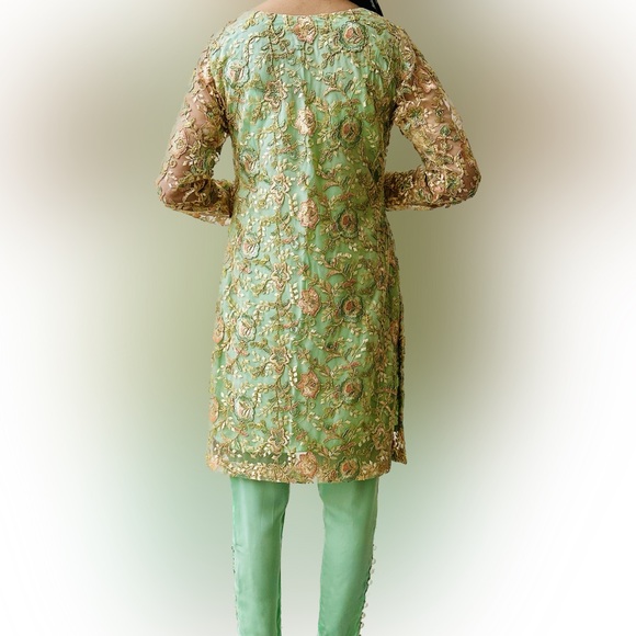 Pakistani eid semi formal 3 piece shirt, trousers, dupatta - Picture 7 of 16